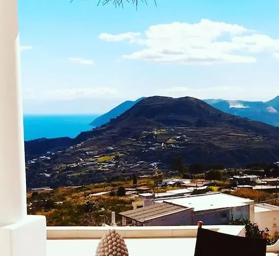 Sciara Eolie 度假居