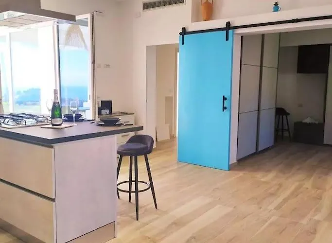 度假居 Sciara Eolie 利帕里