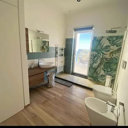 Sciara Eolie بيت للعطل ليباري
